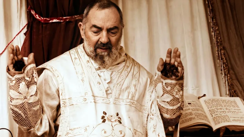 Padre Pío: «El aborto no es solo un homicidio, sino también un suicidio»