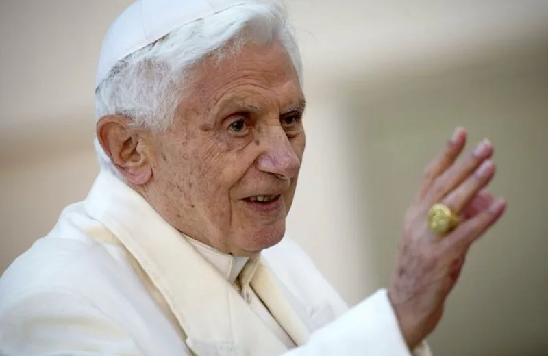 Benedicto XVI cree que la revolución sexual y el colapso de la teología moral son la causa de los escándalos por abusos
