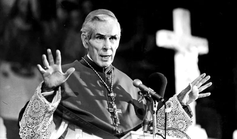 Una profecía de Mons. Fulton Sheen: «Estamos al final de la cristiandad»