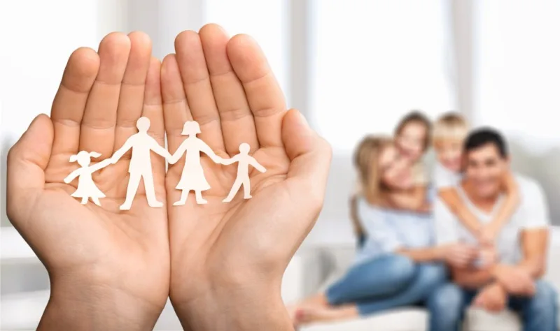 Lo propio de la ideología de género: Abolir el matrimonio, la familia, la maternidad y la religión
