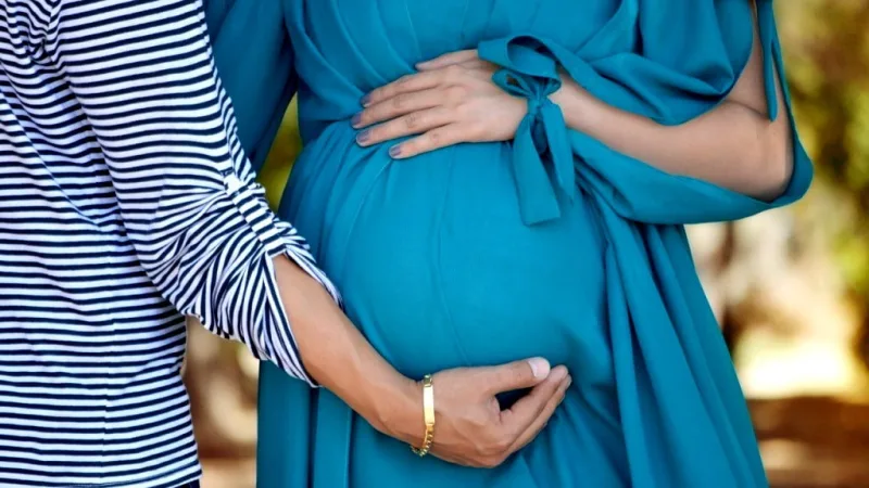 Vientres de alquiler: Los efectos negativos para la salud del bebé, según la ciencia