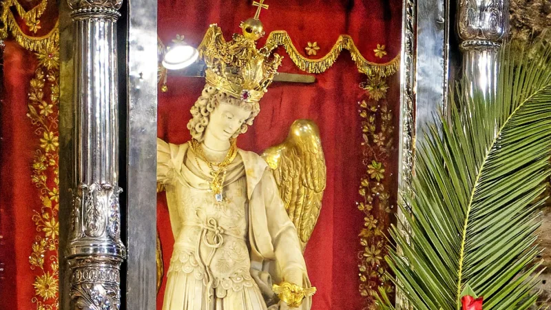 La espada de San Miguel del Monte Gargano: qué es y qué no es