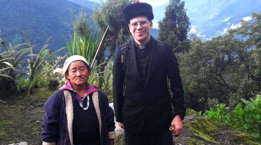 FedericoJuanHightonMesetaTibetana2 - Misionero en India: Ni Sagrario, ni sotana, ni compañero